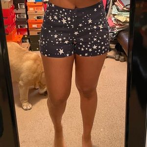 Be 4th of July ready in these J crew star ⭐️ print 3 1/2  shorts